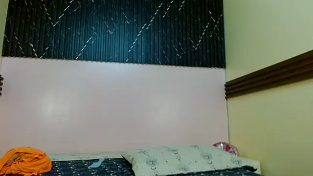 Snapshot of VeronicaRobles chatting on October 2025 06:49:01 PM VeronicaRobles online show from October 2025 06:49:01 PM