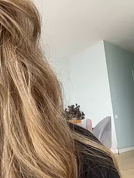 Snapshot of curvyflawless chatting on February 2025 09:47:02 AM curvyflawless online show from February 2025 09:47:02 AM