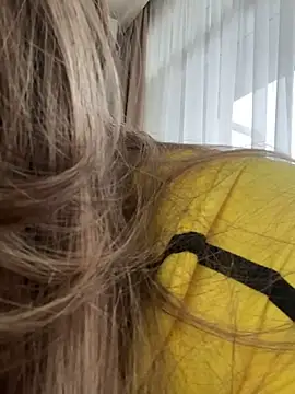 Snapshot of curvyflawless chatting on February 2025 09:34:02 AM curvyflawless online show from February 2025 09:34:02 AM