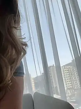 Snapshot of curvyflawless chatting on March 2025 09:44:02 AM curvyflawless online show from March 2025 09:44:02 AM