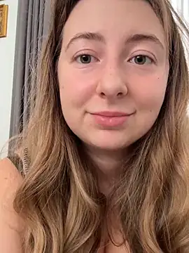 Snapshot of curvyflawless chatting on October 2025 06:41:02 AM curvyflawless online show from October 2025 06:41:02 AM