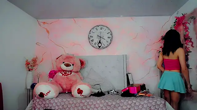 maria camilacms online show from February 2026 06:09:01 PM