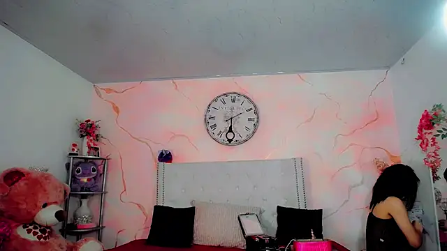 maria camilacms online show from April 2026 06:13:02 PM