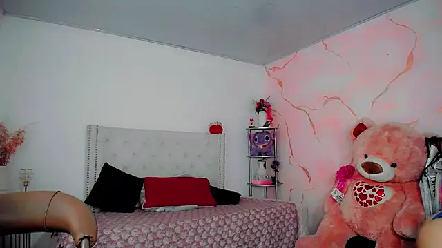 maria camilacms online show from May 2026 06:04:01 PM