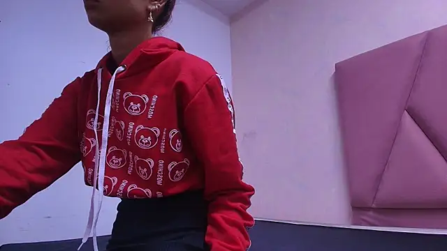 Snapshot of arl_chloee chatting on October 2025 03:03:02 AM arl chloee online show from October 2025 03:03:02 AM