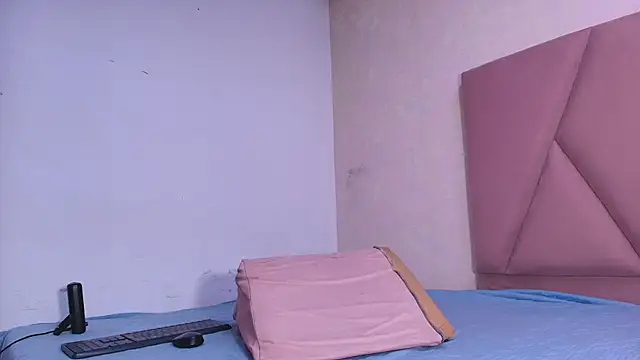 Snapshot of arl_chloee chatting on October 2025 03:03:02 AM arl chloee online show from October 2025 03:03:02 AM