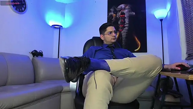 Nicolas Fellener online show from February 2026 03:32:01 AM