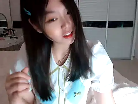 -Lucky Girl online show from March 2025 12:44:01 AM