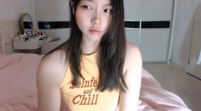 -Lucky Girl online show from March 2025 11:12:01 PM