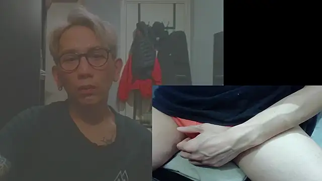 Snapshot of UndreamtM chatting on January 2026 02:21:01 PM UndreamtM online show from January 2026 02:21:01 PM