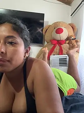 emmyjhonson07 online show from July 2026 10:17:02 PM