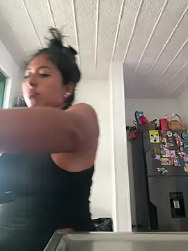 emmyjhonson07 online show from July 2026 03:21:02 PM