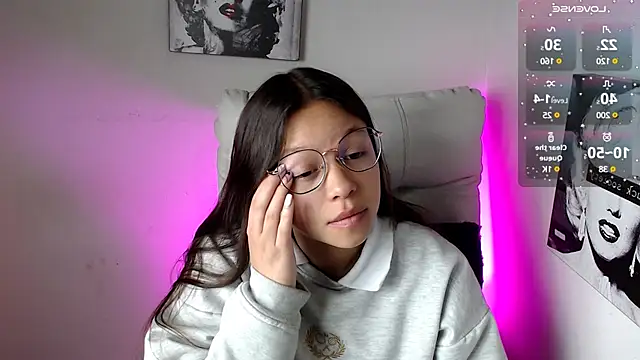 SamanthaRoldaan online show from March 2025 01:49:01 PM