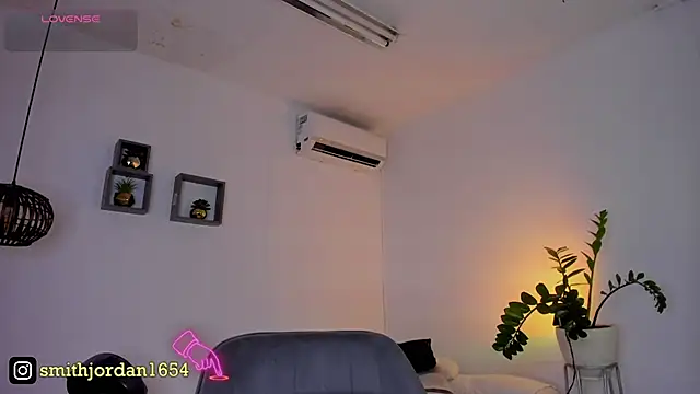 JordanSmiith  online show from February 2025 08:28:02 PM