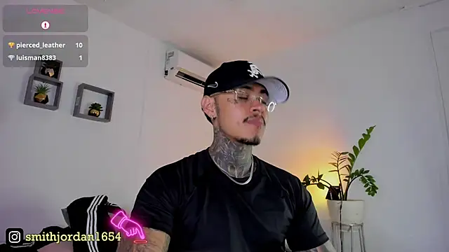 JordanSmiith  online show from March 2025 12:32:01 AM