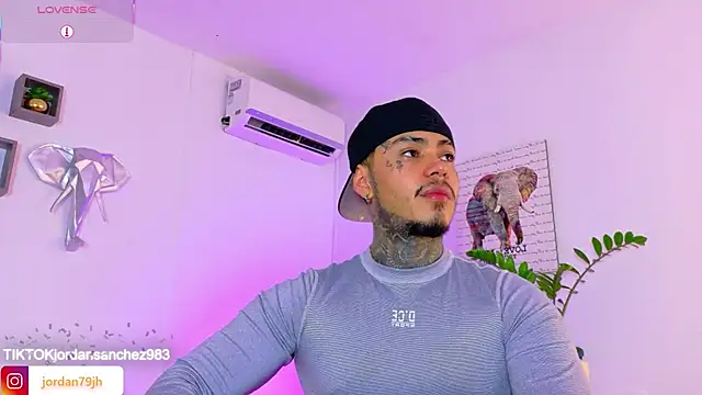 JordanSmiith  online show from May 2026 10:04:02 PM