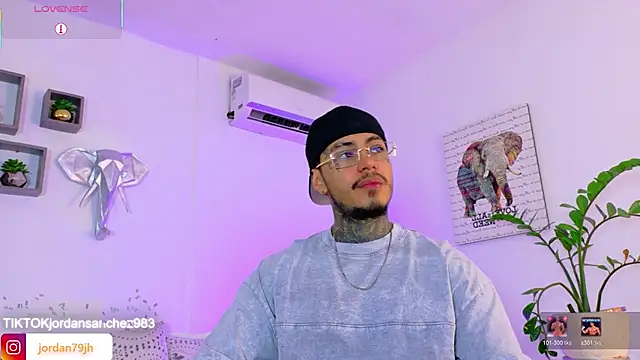 JordanSmiith  online show from June 2026 08:41:01 PM