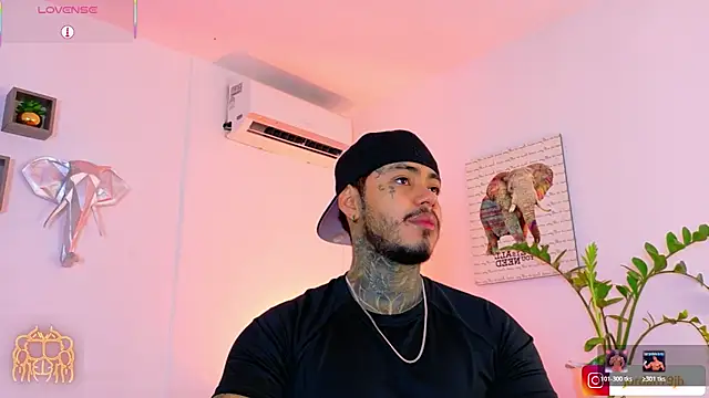 JordanSmiith  online show from June 2026 04:51:02 PM