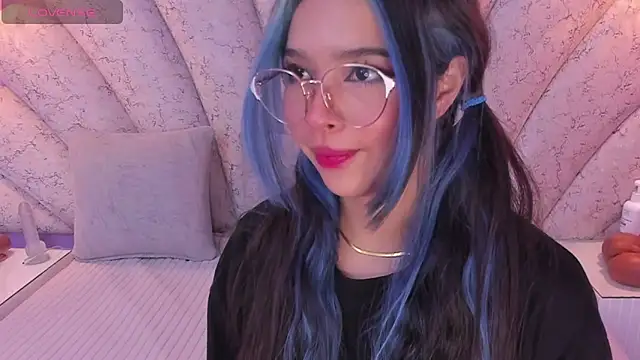 chloe watson  online show from February 2025 11:54:02 PM