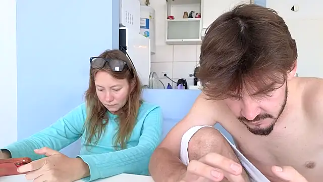 Snapshot of Jony_Marta chatting on February 2025 05:07:01 PM Jony Marta online show from February 2025 05:07:01 PM