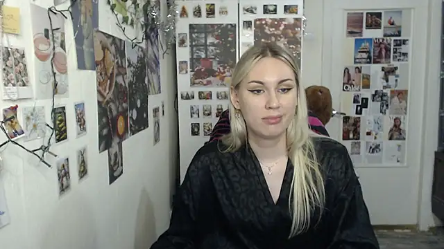 Snapshot of CapriScorpion chatting on January 2025 04:16:02 PM CapriScorpion online show from January 2025 04:16:02 PM