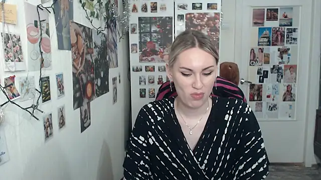 Snapshot of CapriScorpion chatting on January 2025 01:56:01 PM CapriScorpion online show from January 2025 01:56:01 PM