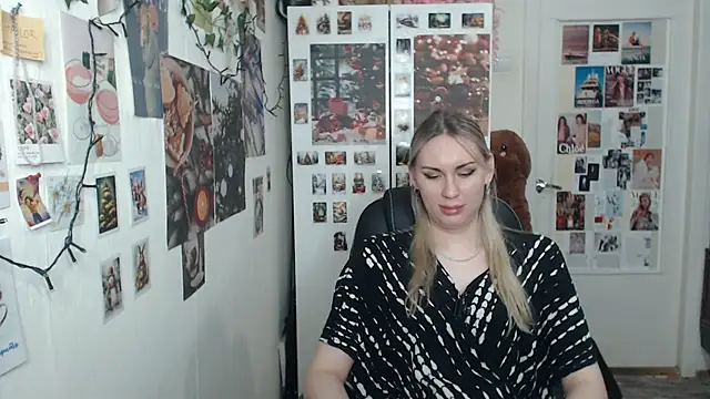 Snapshot of CapriScorpion chatting on January 2025 01:56:02 PM CapriScorpion online show from January 2025 01:56:02 PM