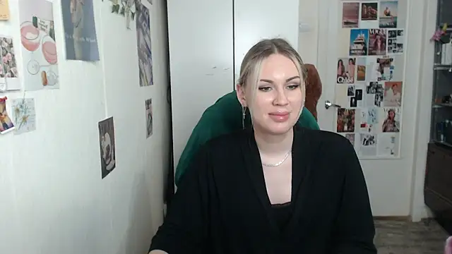 Snapshot of CapriScorpion chatting on February 2025 05:33:01 PM CapriScorpion online show from February 2025 05:33:01 PM