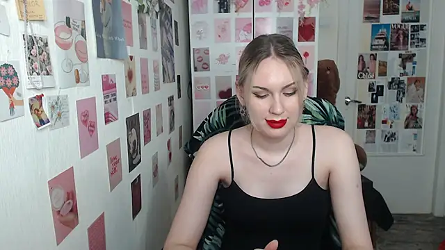 Snapshot of CapriScorpion chatting on March 2025 12:12:02 PM CapriScorpion online show from March 2025 12:12:02 PM