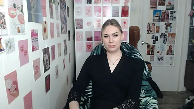 Snapshot of CapriScorpion chatting on March 2025 12:56:02 PM CapriScorpion online show from March 2025 12:56:02 PM