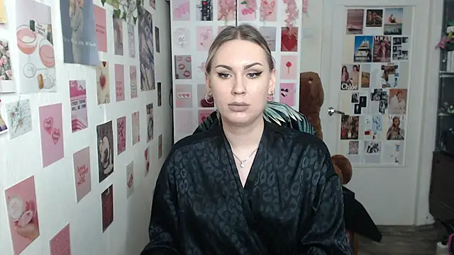 Snapshot of CapriScorpion chatting on March 2025 02:45:01 PM CapriScorpion online show from March 2025 02:45:01 PM