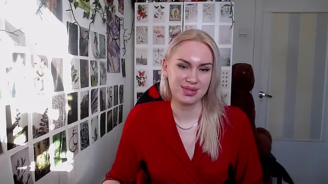 Snapshot of CapriScorpion chatting on March 2026 12:45:01 PM CapriScorpion online show from March 2026 12:45:01 PM