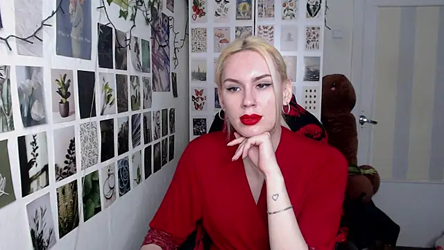 Snapshot of CapriScorpion chatting on March 2026 11:38:01 AM CapriScorpion online show from March 2026 11:38:01 AM