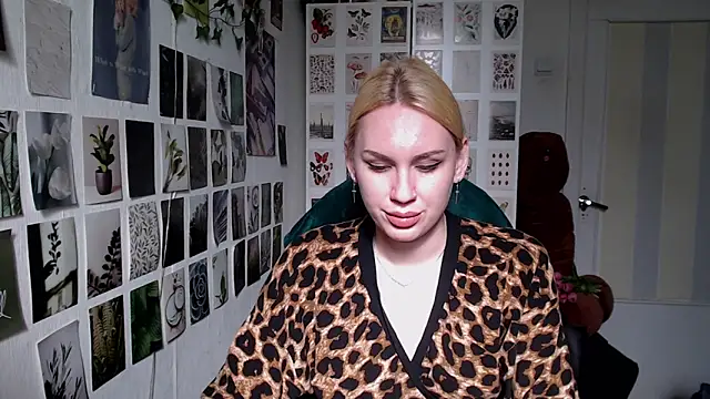 CapriScorpion online show from May 2026 01:39:01 PM