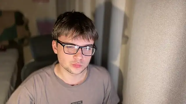 Snapshot of superfluboy_ chatting on November 2025 08:40:01 PM superfluboy online show from November 2025 08:40:01 PM