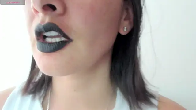 queen fetish online show from January 2026 07:11:01 PM