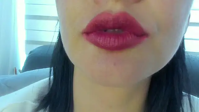 queen fetish online show from July 2026 07:49:01 PM