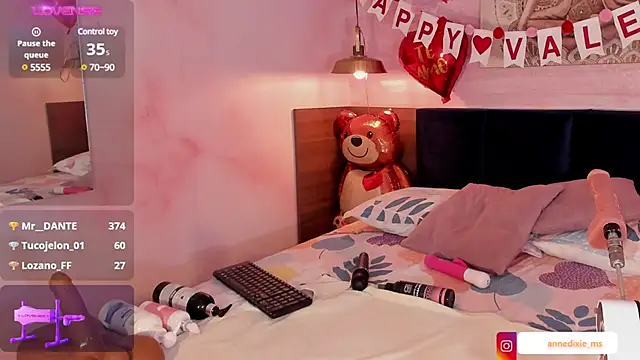 AnneDixie online show from February 2025 09:20:01 AM