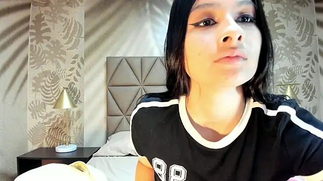AnneDixie online show from April 2026 03:11:01 AM