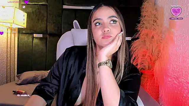 Snapshot of nicolle_nt chatting on December 2024 12:57:02 AM nicolle nt online show from December 2024 12:57:02 AM