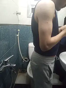 Snapshot of Arabian-B chatting on December 2024 10:23:01 PM Arabian-B online show from December 2024 10:23:01 PM