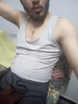 Snapshot of Arabian-B chatting on December 2024 05:48:01 AM Arabian-B online show from December 2024 05:48:01 AM