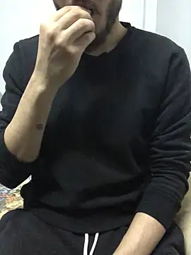 Snapshot of Arabian-B chatting on January 2025 06:10:01 PM Arabian-B online show from January 2025 06:10:01 PM