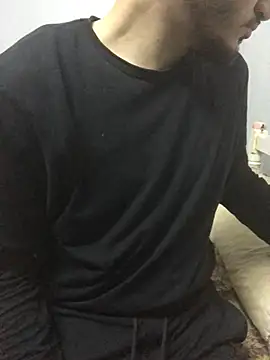 Snapshot of Arabian-B chatting on February 2025 10:43:02 AM Arabian-B online show from February 2025 10:43:02 AM