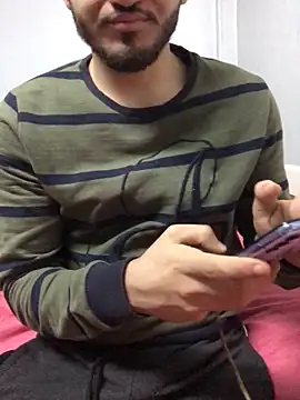 Snapshot of Arabian-B chatting on February 2025 12:54:02 PM Arabian-B online show from February 2025 12:54:02 PM