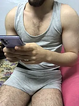 Snapshot of Arabian-B chatting on March 2025 01:27:02 PM Arabian-B online show from March 2025 01:27:02 PM