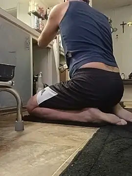 prettyboi6992 online show from July 2026 06:31:01 PM