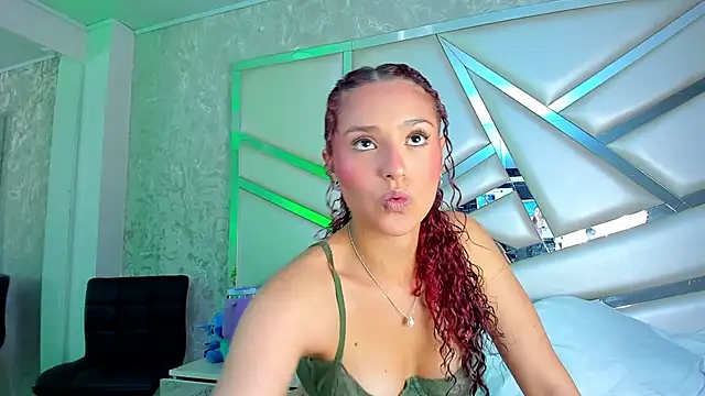 Miia002 online show from November 2025 03:49:01 AM