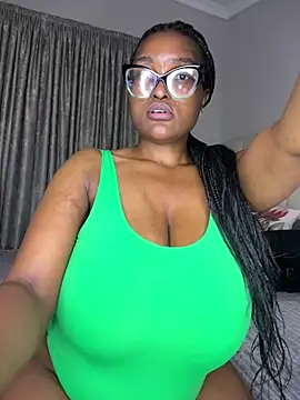Bustygoddess32 online show from January 2026 12:47:01 AM