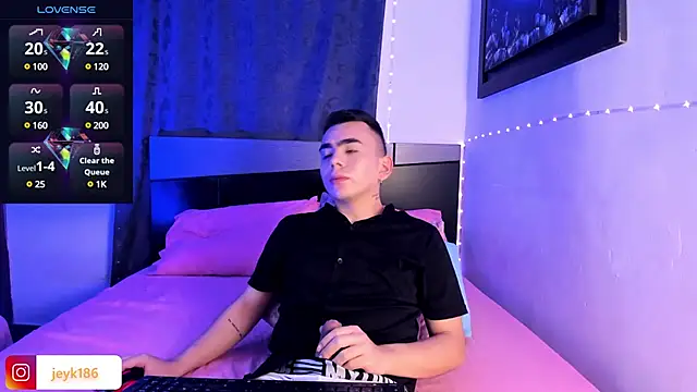 Snapshot of Jey_keler1 chatting on January 2025 07:45:02 AM Jey keler1 online show from January 2025 07:45:02 AM